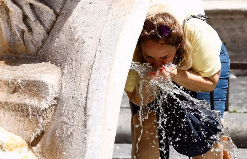 Không chỉ là sự khô khát, đó còn là tổn thất kinh tế, và xáo trộn xã hội. 