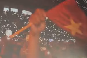 Bùng nổ phòng vé với “Tổ quốc trong tim: The concert film”