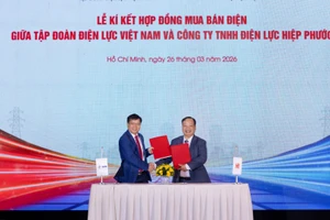 Đại diện Tập đoàn Điện lực Việt Nam (EVN) và Công ty Trách nhiệm hữu hạn Điện lực Hiệp Phước ký kết Hợp đồng mua bán điện (PPA) cho Dự án Nhà máy điện LNG Hiệp Phước-Giai đoạn I.