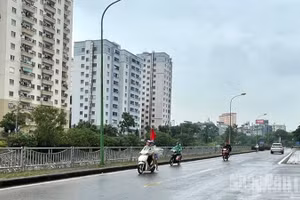 Dự báo khu vực Hà Nội sáng có lúc có mưa, trưa chiều giảm mây hửng nắng. (Ảnh minh họa: Đ.T)