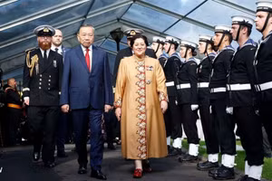 Sáng 13/8/2026, tại thành phố Auckland, Toàn quyền New Zealand Cindy Kiro chủ trì Lễ đón chính thức Tổng Bí thư, Chủ tịch nước Tô Lâm cùng Đoàn đại biểu cấp cao Việt Nam thăm cấp Nhà nước tới New Zealand từ ngày 12-14/8/2026, theo nghi thức cao nhất dành cho nguyên thủ quốc gia. (Ảnh: Thống Nhất – TTXVN)