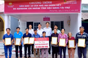 Agribank chung tay xây dựng mái ấm cho người nghèo.