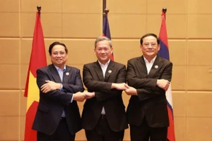 Thủ tướng Chính phủ Phạm Minh Chính và Thủ tướng Campuchia Hun Manet, Thủ tướng Lào Sonexay Siphandone. (Ảnh: VGP/Nhật Bắc)