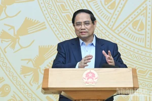 Thủ tướng Chính phủ Phạm Minh Chính phát biểu ý kiến kết luận hội nghị sơ kết. (Ảnh: TRẦN HẢI)
