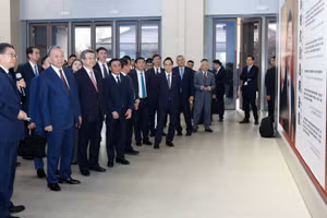 Tổng Bí thư, Chủ tịch nước Tô Lâm khảo sát tại Khu khởi động của Khu mới Hùng An, tỉnh Hà Bắc (Trung Quốc). (Ảnh: Thống Nhất/TTXVN)