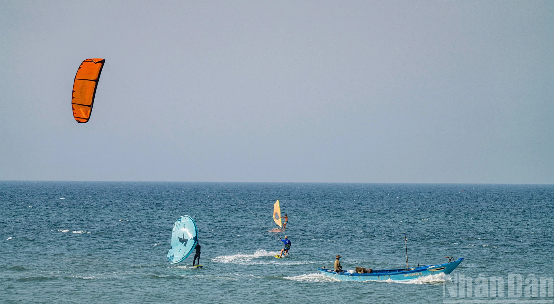 Hội An Trở Thành Điểm Đến Lý Tưởng Cho Môn Lướt Ván Diều Và Wingfoiling