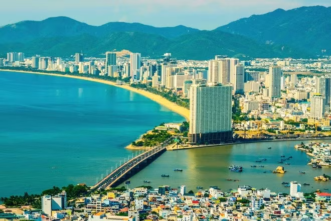 Một góc thành phố biển Nha Trang. (Ảnh: VƯƠNG MẠNH CƯỜNG)