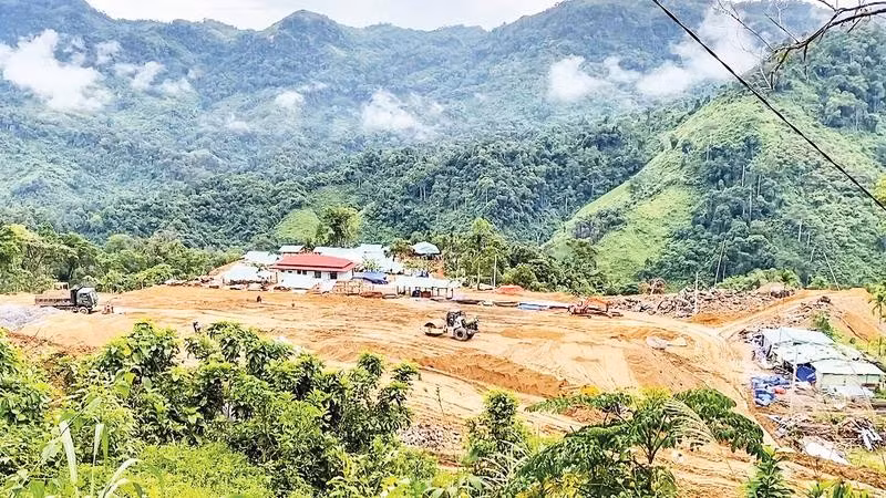 Toàn cảnh Khu dân cư Loong Póc mới ở xã Nam Trà My, thành phố Đà Nẵng.