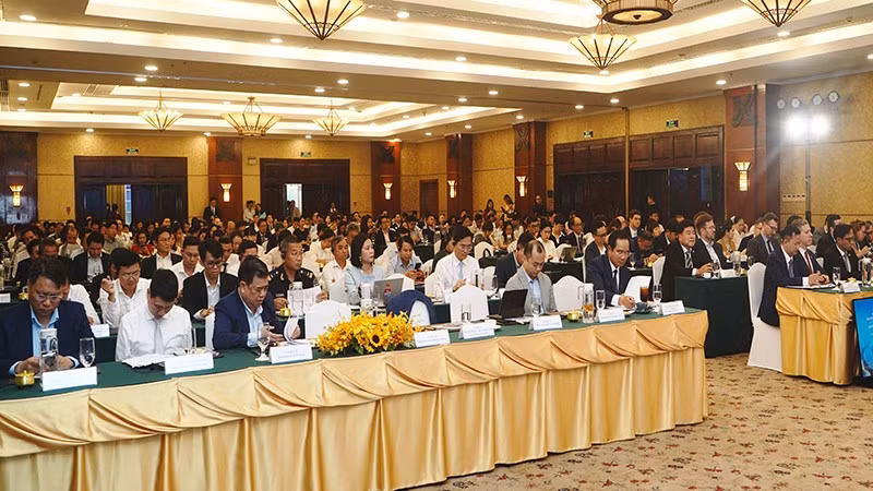 Một góc quang cảnh buổi gặp gỡ. (Ảnh: THẾ ANH)