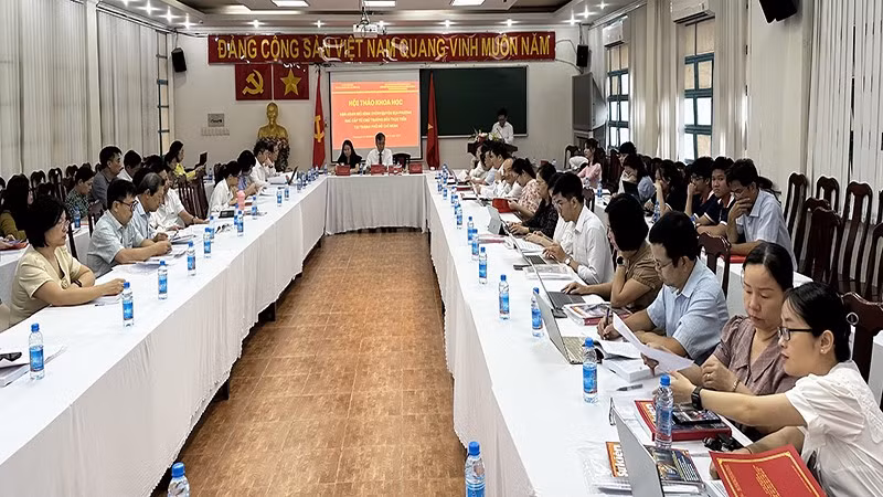 Một góc quang cảnh hội thảo.