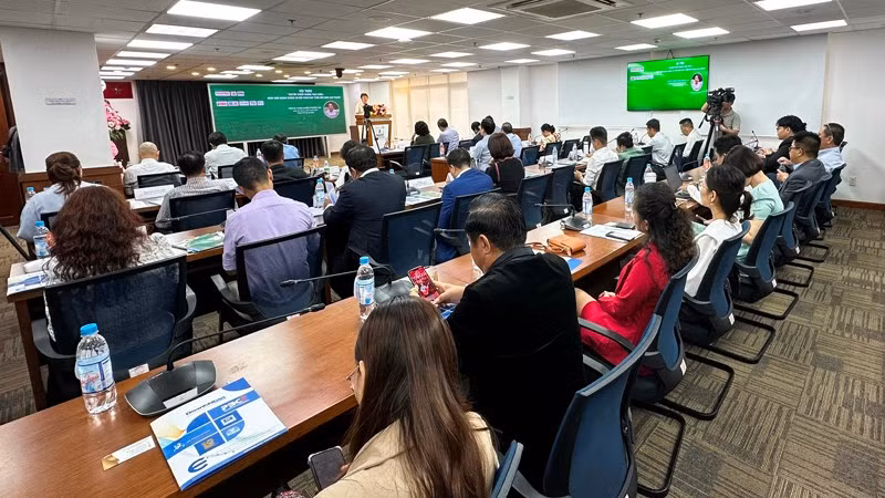 Hội thảo “Truyền thông ngành thực phẩm Thành phố Hồ Chí Minh: Nhận diện khủng hoảng và giải pháp phát triển bền vững”.