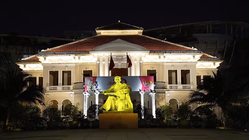 Hệ thống chiếu sáng mỹ thuật tại Nhà Thiếu nhi Thành phố Hồ Chí Minh.