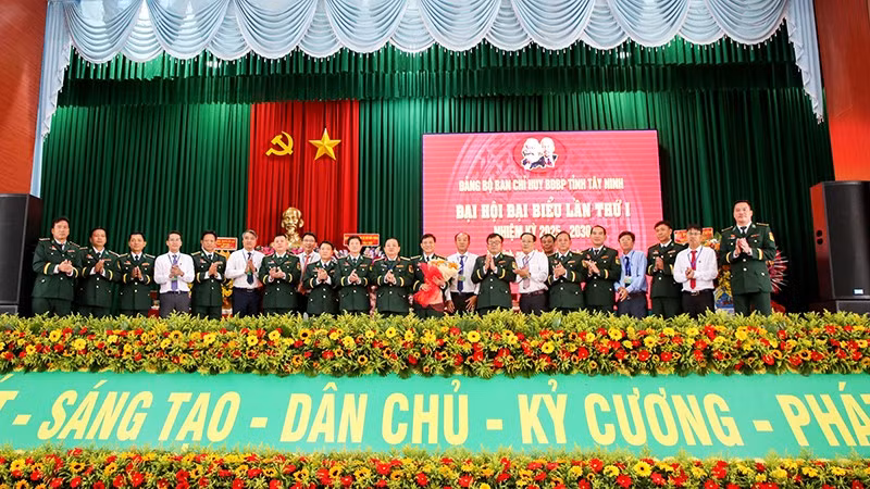 Ban Chấp hành Đảng bộ Bộ đội Biên phòng tỉnh Tây Ninh, nhiệm kỳ 2025-2030, ra mắt.