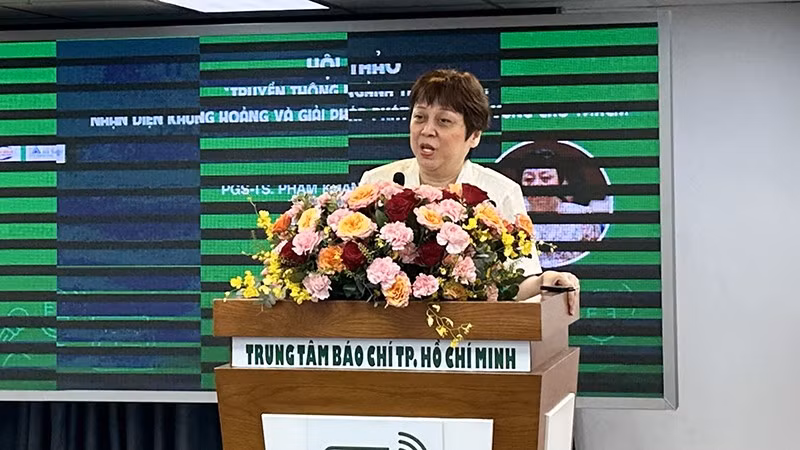 phong-lan-2.jpg