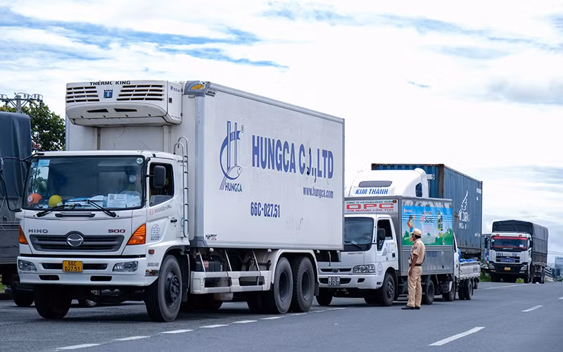 Cần Thơ bãi bỏ quy định bất cập về lưu thông hàng hóa -0