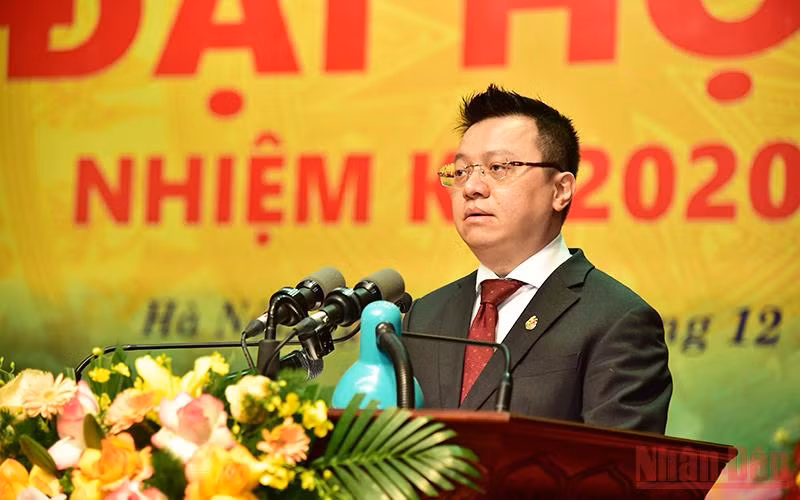 Nhà báo Lê Quốc Minh, Ủy viên Ban Chấp hành Trung ương Đảng, Tổng Biên tập Báo Nhân Dân, Phó Trưởng ban Tuyên giáo Trung ương, Chủ tịch Hội Nhà báo Việt Nam phát biểu khai mạc đại hội. (Ảnh: Thành Đạt)