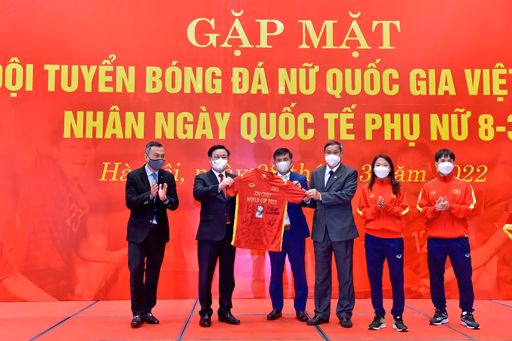 Khơi dậy sức mạnh nội sinh, động lực, khát vọng xây dựng và phát triển đất nước -0