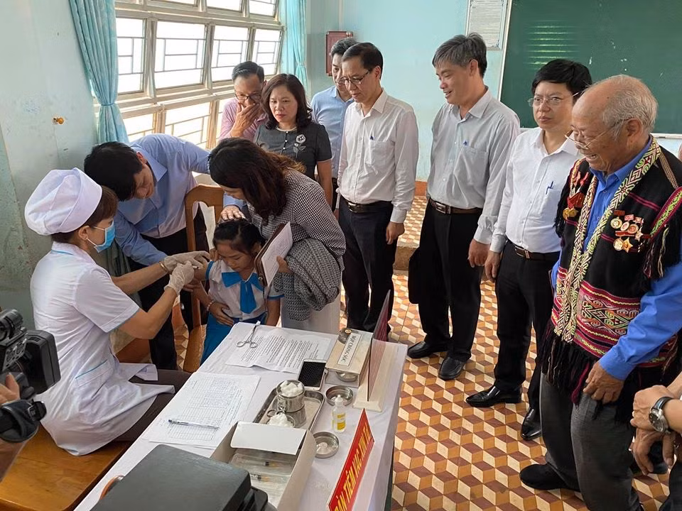 Ít nhất 90% người dân dưới 40 tuổi tại được tiêm vaccine -0