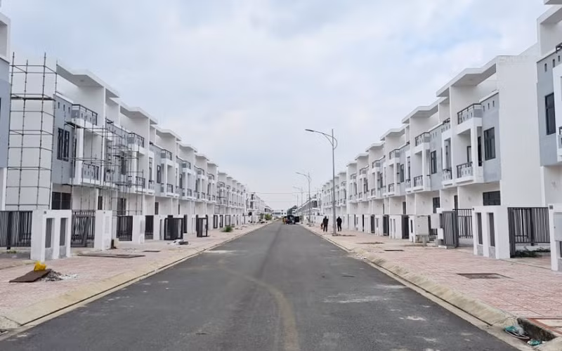 Phản hồi từ bái báo “Cần sớm xử lý nghiêm chủ đầu tư gần 500 căn nhà xây không phép ở Đồng Nai” -0