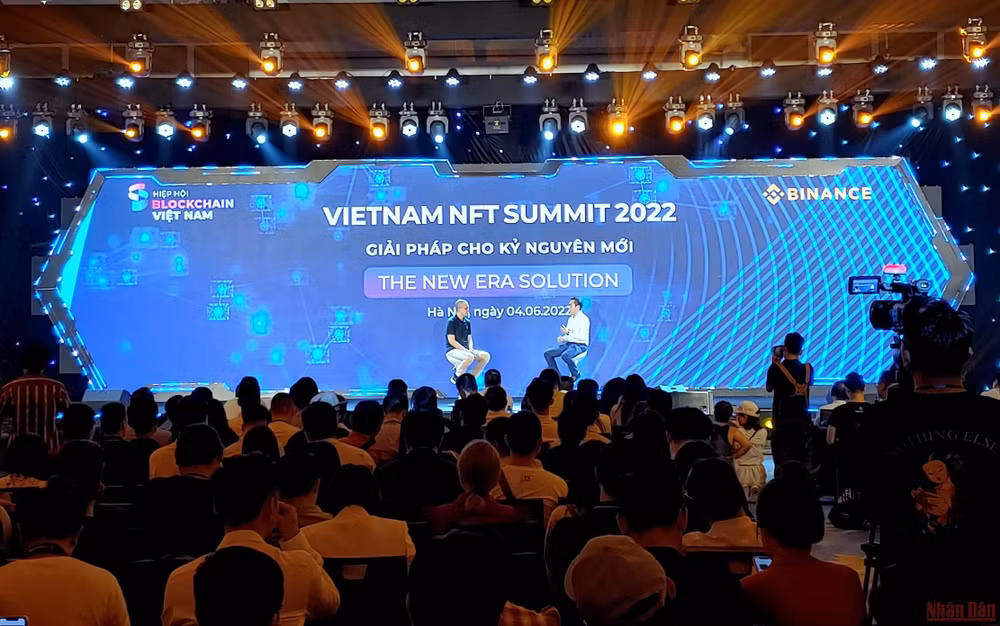 Toàn cảnh sự kiện “Việt Nam NFT Summit 2022 - Giải pháp cho kỷ nguyên mới”. (Ảnh: TRUNG HƯNG)