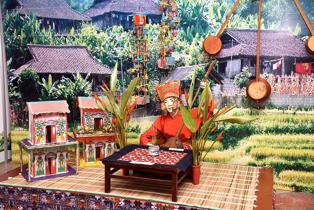 Khai mạc triển lãm “Không gian di sản văn hóa Việt Nam” -0