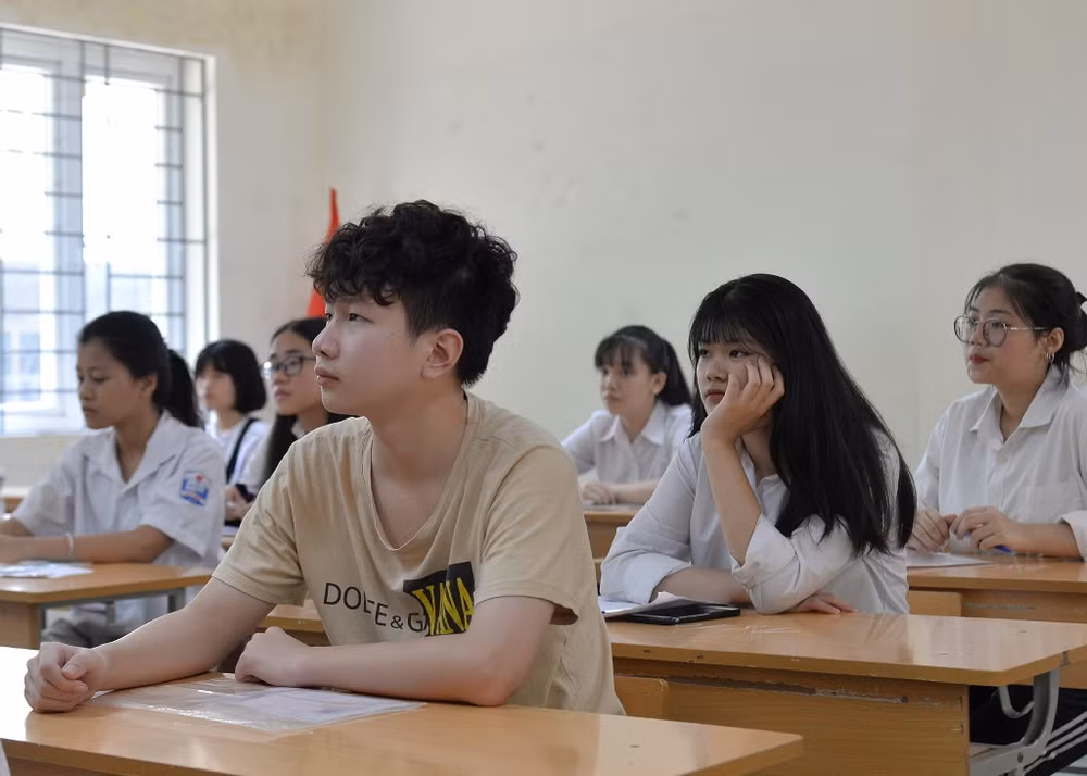 Học sinh Hà Nội chuẩn bị cho Kỳ thi lớp 10 THPT -0