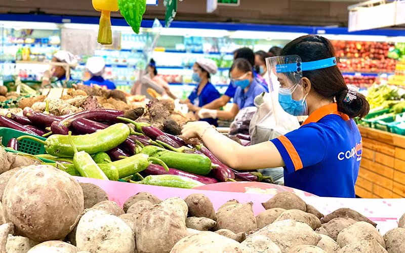 Giữ vững chuỗi cung ứng, bảo đảm hàng hóa cho người dân trong mọi hoàn cảnh.