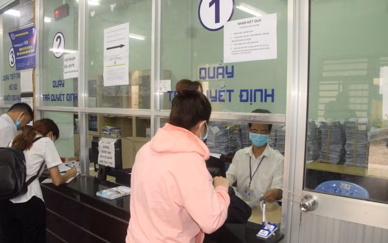 Tiếp nhận trực tiếp hồ sơ Bảo hiểm thất nghiệp của người lao động thời điểm trước khi dịch bùng phát.