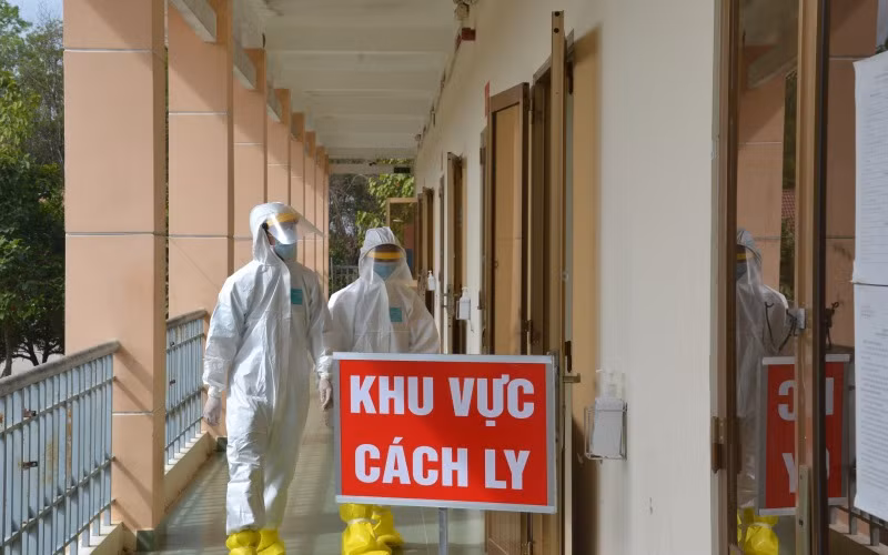 39 trường hợp tiếp xúc với 2 người nhập cảnh trái phép có kết quả âm tính lần 1