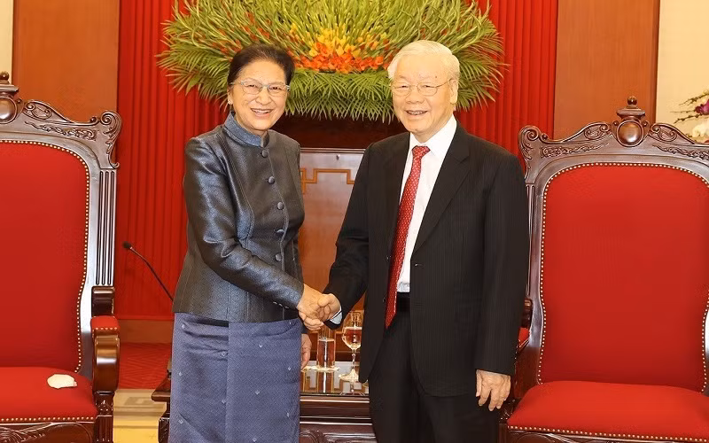Tổng Bí thư Nguyễn Phú Trọng tiếp đồng chí Pany Yathotou, Ủy viên Bộ Chính trị, Phó Chủ tịch nước Lào đang thăm chính thức Việt Nam. (Ảnh: TTXVN)