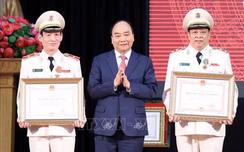 Đổi mới tư duy và hành động mạnh mẽ&nbsp;để xây dựng Học viện An ninh nhân dân ngang tầm nhiệm vụ -0