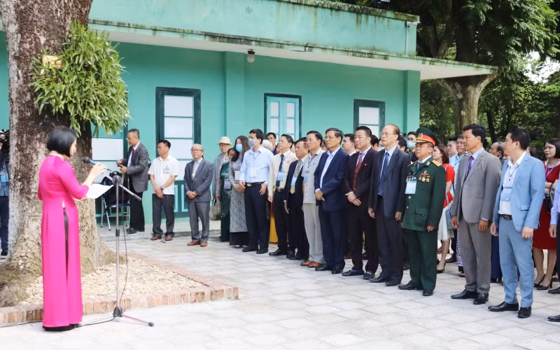 Kỷ niệm 75 năm Ngày Chủ tịch Hồ Chí Minh gửi thư cho giới Công thương -0