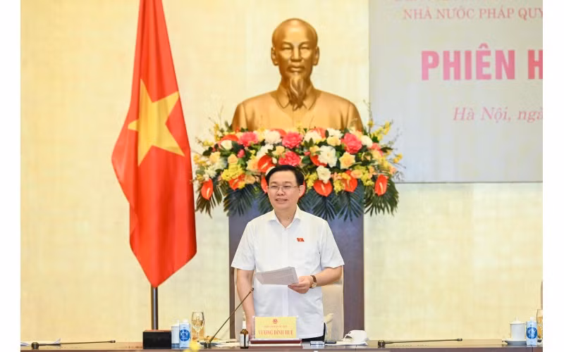 Chủ tịch Quốc hội Vương Đình Huệ phát biểu ý kiến tại phiên họp. (Ảnh: Duy Linh)