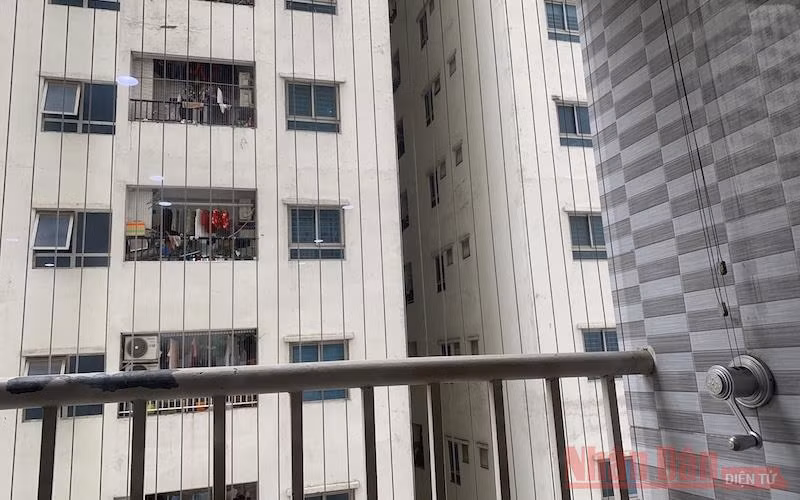 Các gia đình nên có những biện pháp bảo đảm an toàn cần thiết để tránh những tai nạn đáng tiếc xảy ra đối với con em mình.