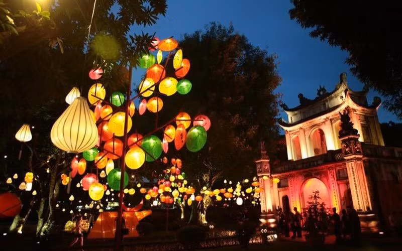 Thành phố Hà Nội dừng các hoạt động vui chơi, tập trung vào chăm sóc, tặng quà các em nhỏ nhân dịp Tết Trung thu 2021