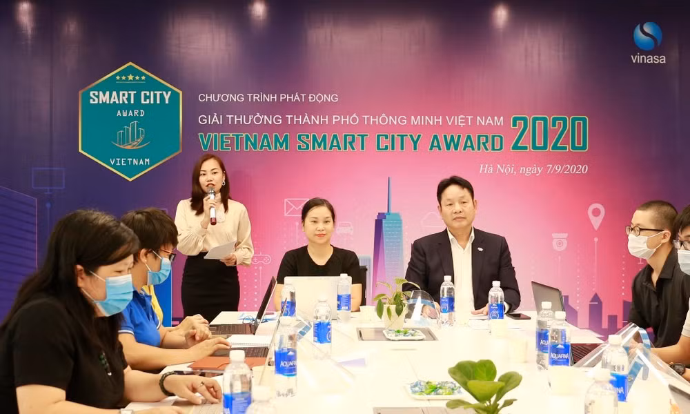 Họp báo trực tuyến phát động Giải thưởng Thành phố thông minh Việt Nam 2020.