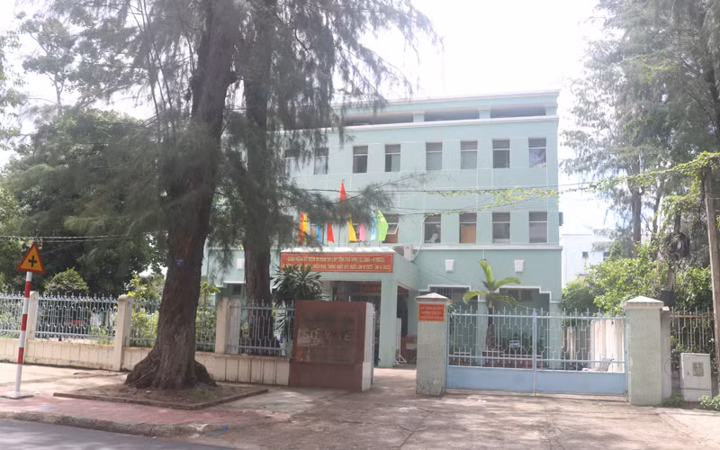 Trà Vinh bắt 4 cán bộ Sở Y tế và CDC Trà Vinh -0