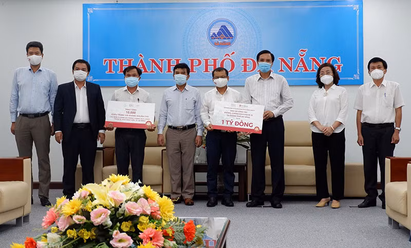 Nhiều địa phương, doanh nghiệp ủng hộ Đà Nẵng, Quảng Nam, Quảng Ngãi chống dịch -0