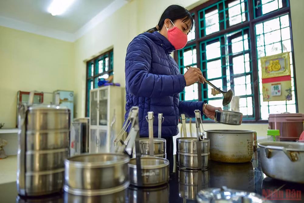 “Mối lương duyên” trong trung tâm điều dưỡng thương bệnh binh -0