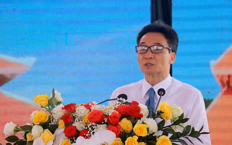Phó Thủ tướng Vũ Đức Đam phát biểu tại buổi lễ.