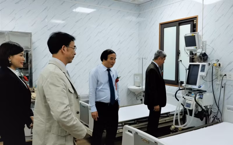 Trung tâm đột quỵ hoàn chỉnh, hàng đầu Việt Nam đi vào hoạt động -0