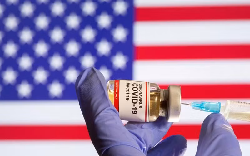 Hàng chục triệu người Mỹ vẫn ngần ngại tiêm vaccine ngừa Covid-19. (Ảnh: Reuters)