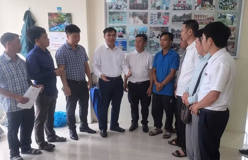 Người dân huyện Mường Nhé phản ánh khó khăn khi tiếp cận nguồn vốn vay.