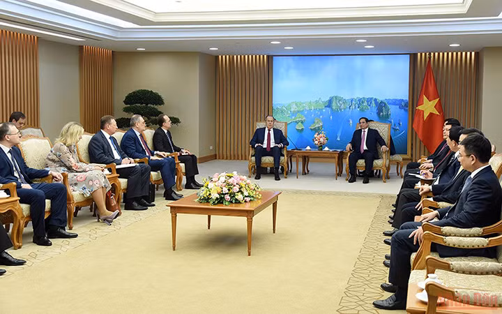 Thủ tướng Phạm Minh Chính tiếp Bộ trưởng Ngoại giao Liên bang Nga Sergey Lavrov ngày 6/7 (Ảnh: Trần Hải).
