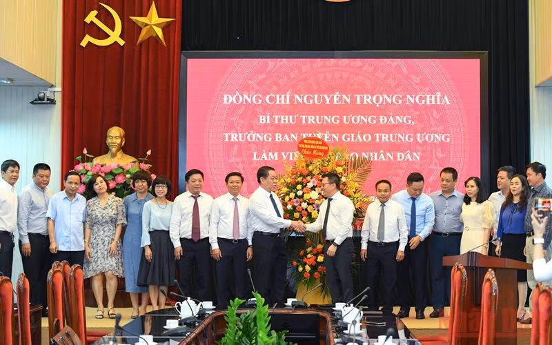 Báo Nhân Dân thúc đẩy đổi mới sáng tạo, xứng đáng với niềm tin của Đảng, Nhà nước và nhân dân -0