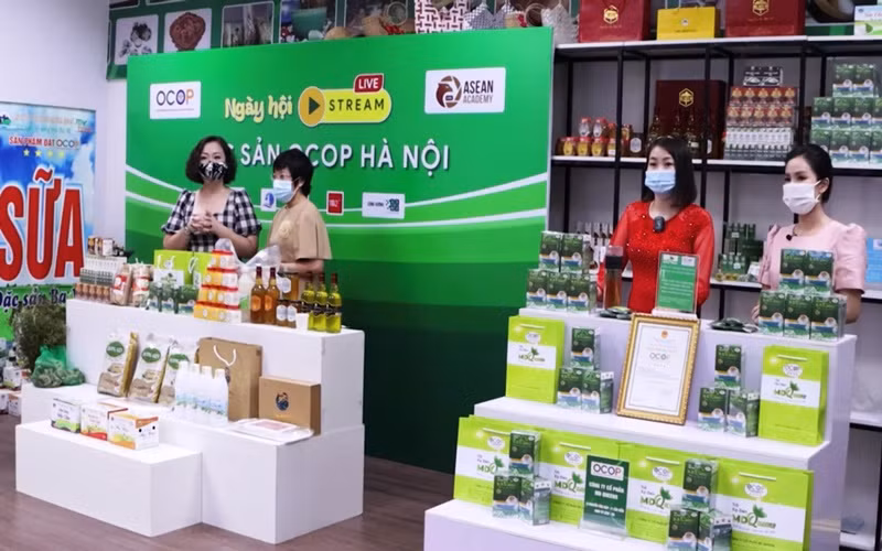 Phiên bán hàng trực tuyến sản phẩm OCOP. 