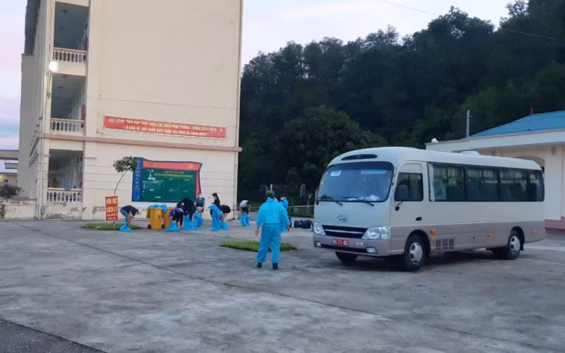 142 công dân đã hoàn thành thời gian cách ly tại cơ sở cách ly tập trung tỉnh Nam Định (thị trấn Gôi, huyện Vụ Bản).
