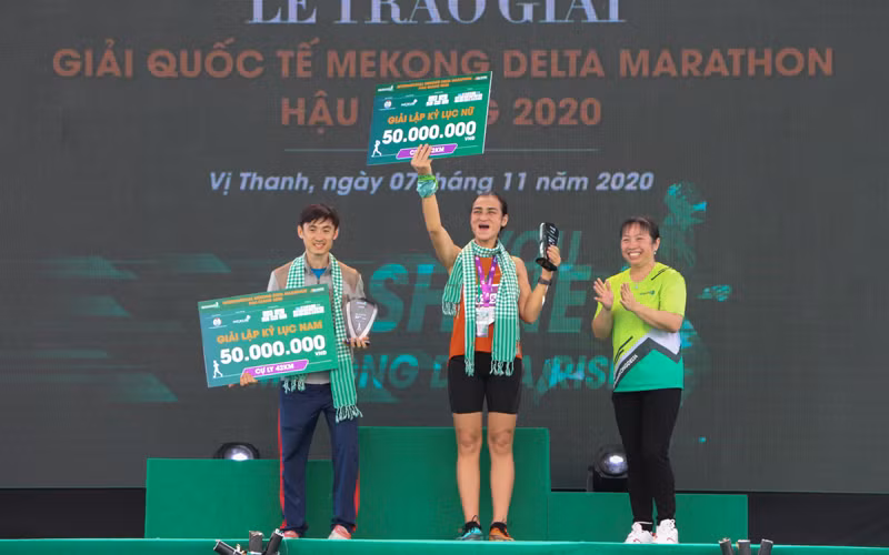 Hơn 7.000 người tham gia giải “Mekong Delta Marathon” Hậu Giang năm 2020 -0