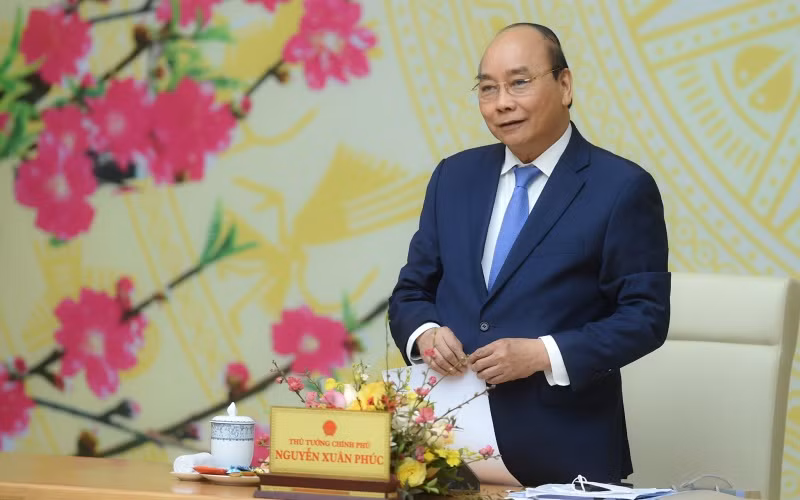Thủ tướng Nguyễn Xuân Phúc dự và phát biểu ý kiến tại cuộc họp.