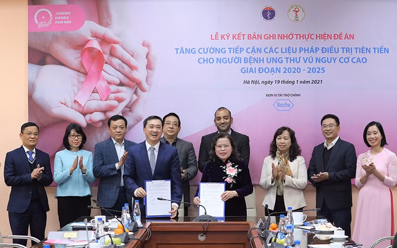 Bộ Y tế và Tổng Hội Y học Việt Nam ký kết hợp tác thực hiện Đề án.